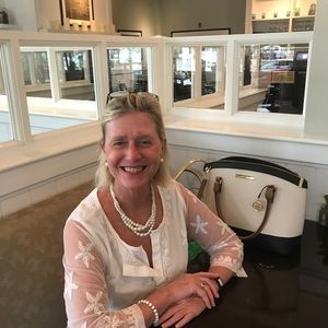 Meet your Posher, Donna